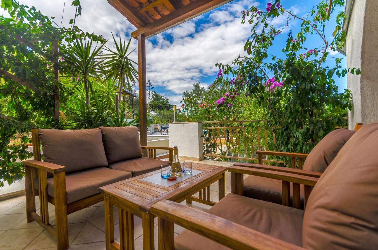 Apartment Piveta Trogir Exterior foto
