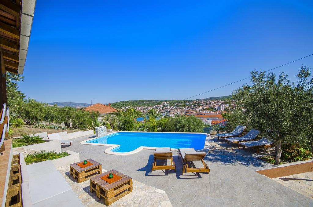 Apartment Piveta Trogir Exterior foto
