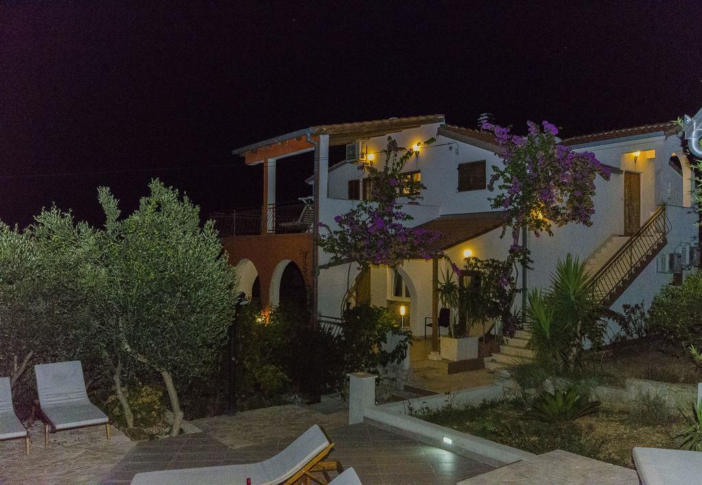 Apartment Piveta Trogir Exterior foto